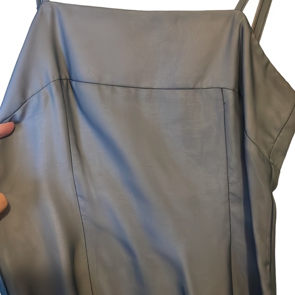 Lovely midi dress for summer occasions size 4 - Picture 2 of 8